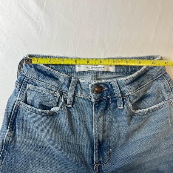 Hollister Womens Jeans 00R W23 L27 Light Blue High Rise Ripped Distressed Mom - Picture 3 of 4